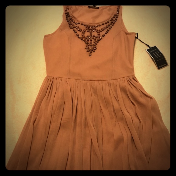 Dress - Picture 1 of 2